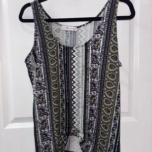 Eye Candy Geometric Black, White, and Gold Tank Top